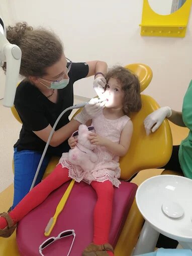 Artistic Dent - Clinica stomatologica, Bucuresti