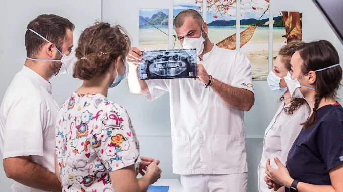 Artistic Dent - Clinica stomatologica, Bucuresti